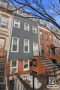126 Hall St, Brooklyn, NY, 11205