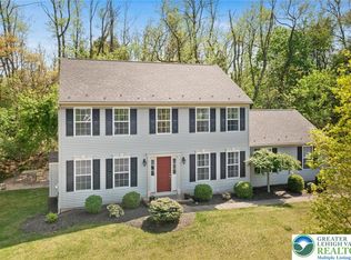 7150 Ash Ct, Coopersburg, PA 18036