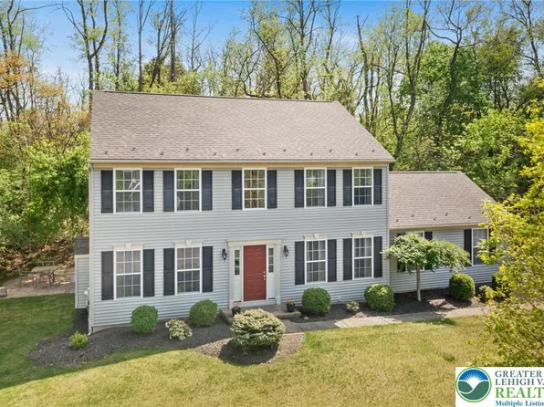 7150 Ash Ct, Coopersburg, PA 18036