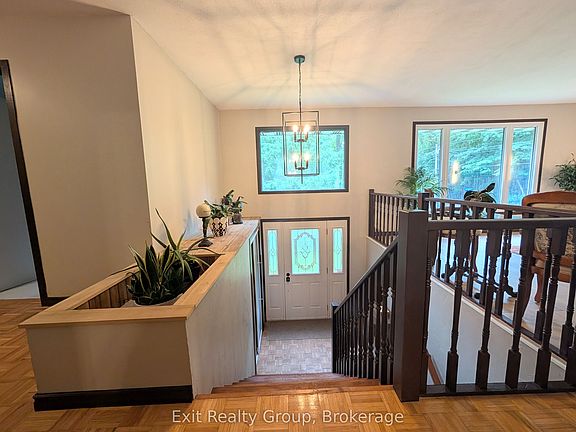 5th image of 456 Parkview Ct