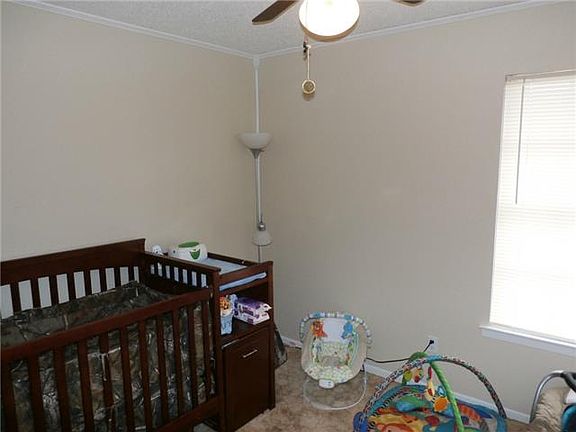 3rd image of 1113 Hidden Hills Dr