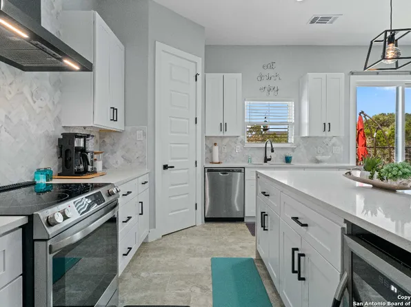 259 Magnolia Meadow, Canyon Lake, TX 78133