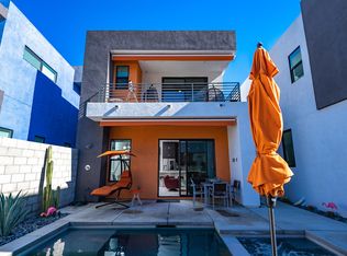 2687 Majestic Way, Palm Springs, CA 92262