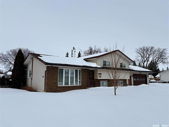 2nd image of 721 6th AVENUE