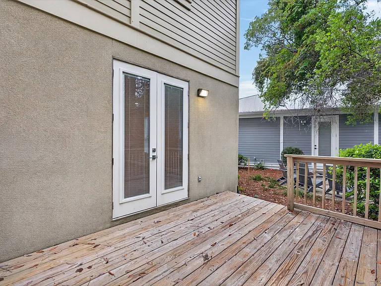 Large Back Deck