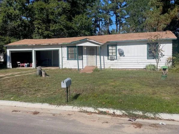 600 Martin Luther King Jr Blvd, Athens, TX 75751