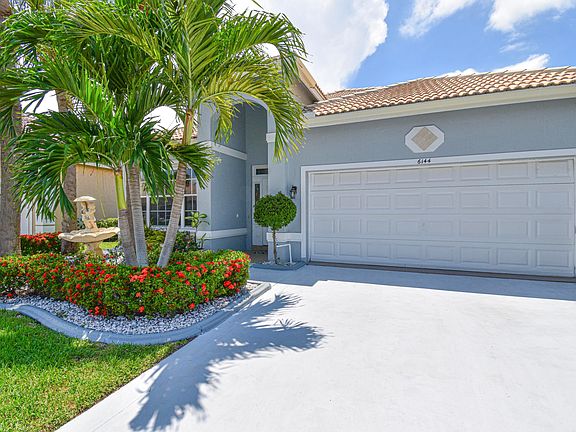 2nd image of 6144 Newport Village Way