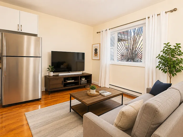 616 Kosciuszko St #1A — Photo 9