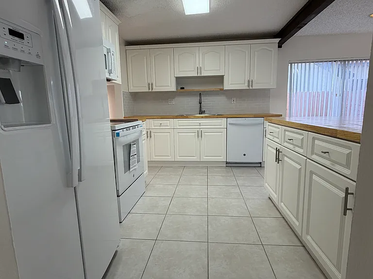 13261 SW 102nd Ter — Photo 8