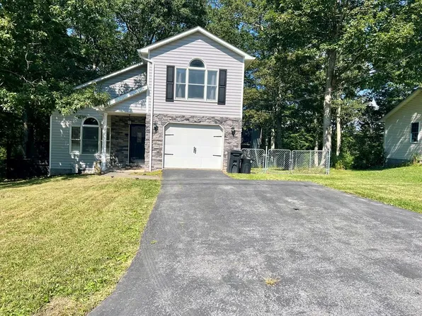 128 Panda Dr, Shady Spring, WV 25918