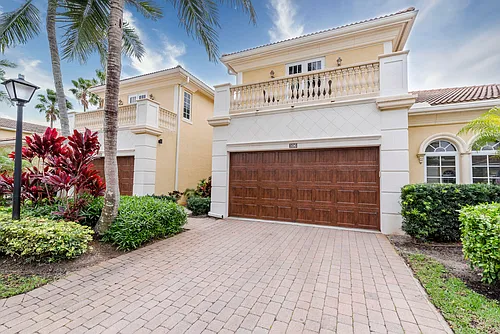 106 Renaissance Dr Photo 1