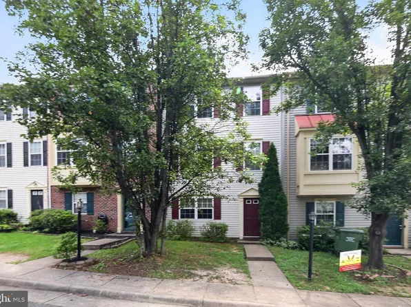 106 Charles St, Fredericksburg, VA 22405