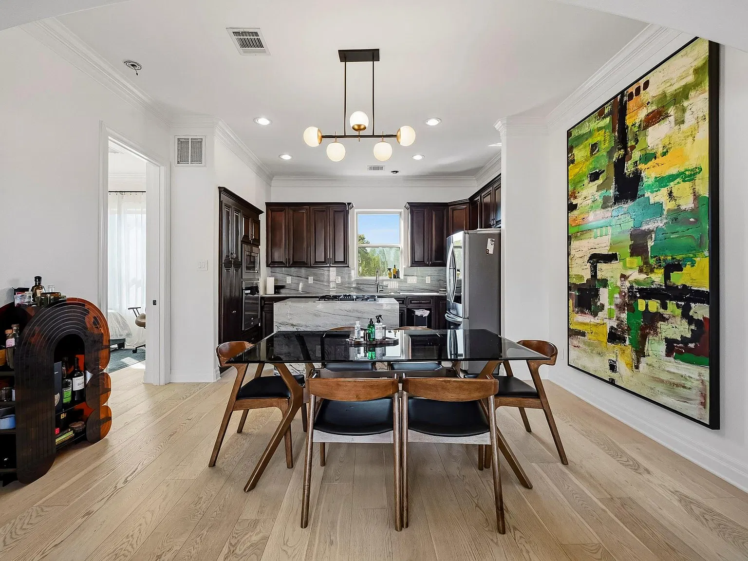4 bed, 4.0 bath, 2441 sqft, $3,700 — Photo 2