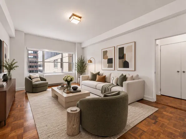 136 E 55th St, New York, NY