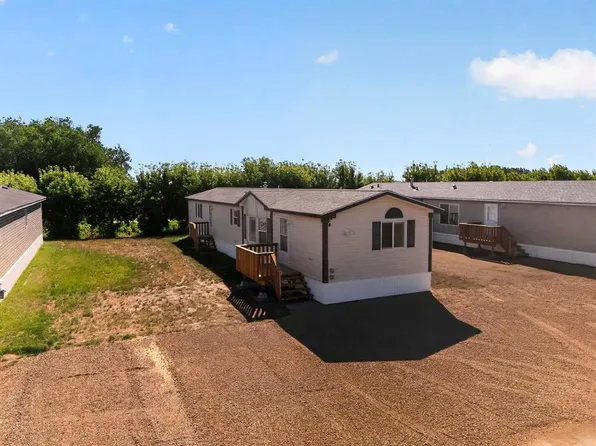 11005 W 103rd St, Mackenzie County, AB T0H 2H0