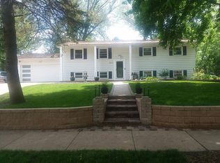 5313 Raymond Rd, Madison, WI 53711