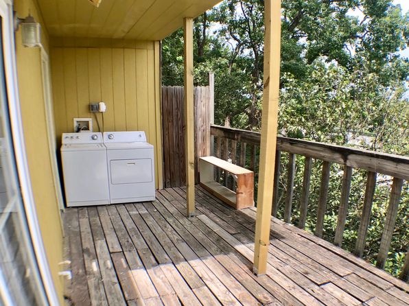 1713 Burton Dr, Austin, TX 78741