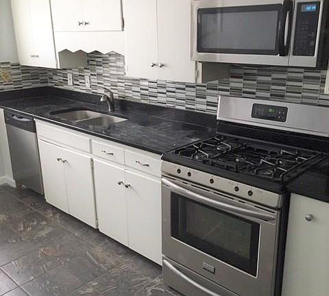 5th image of 4615 California St