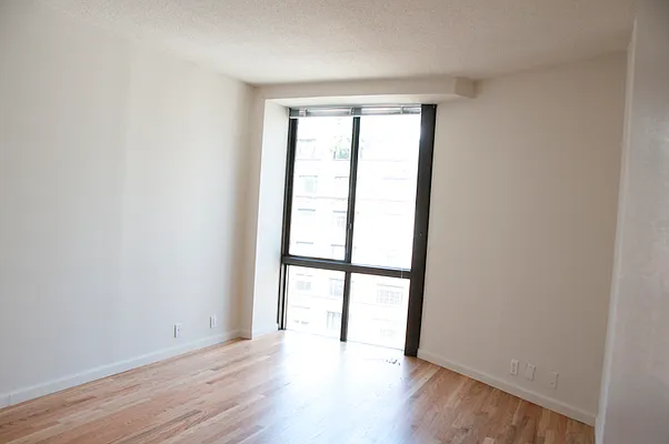 Rented by Weinberg Properties | media 6