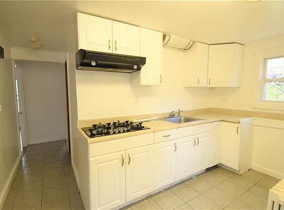4th image of 38 Orange St