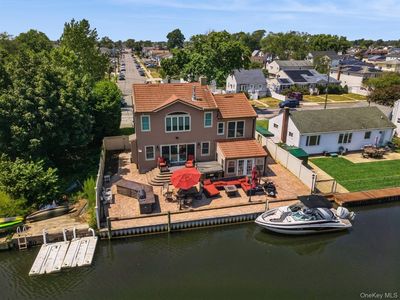 45 Inlet Drive, Lindenhurst, NY, 11757