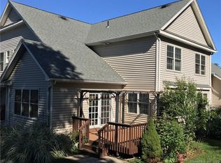 11 Reggie Way E #C, Broad Brook, CT 06016