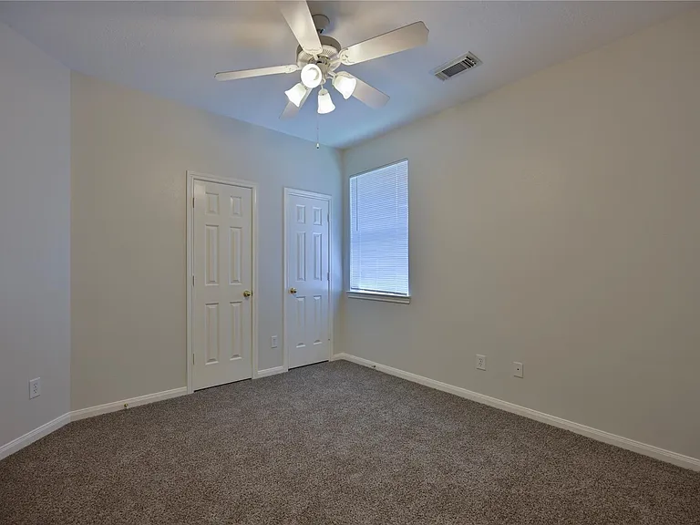 6715 Village Bridge Dr — Photo 16