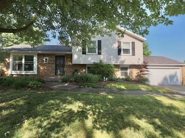 6021 Red Oak Dr, Fort Wayne, IN 46835