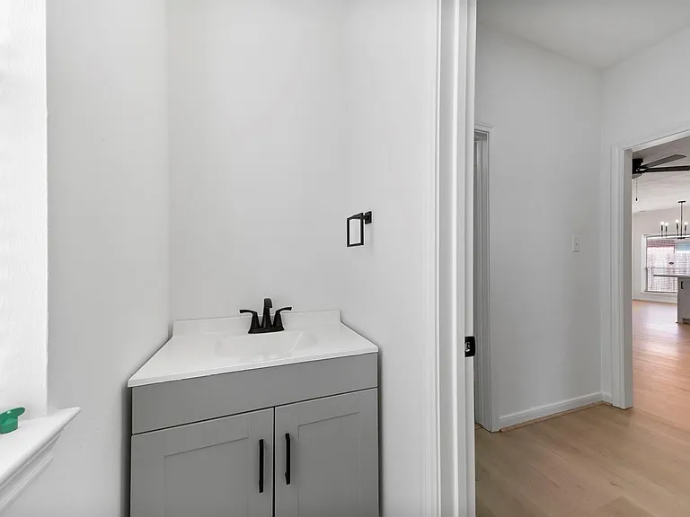 1414 Bluestone Dr — Photo 30