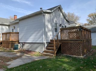 811 E Market St #2, Bloomington, IL 61701