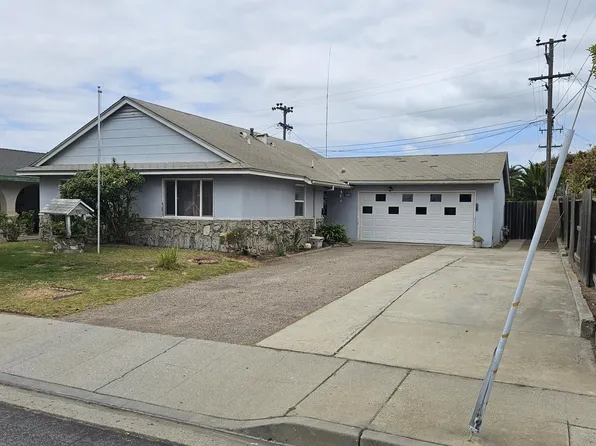 911 W Lee Dr, Santa Maria, CA 93458