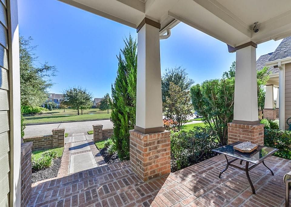 1st image of 16927 Amelia Island Dr