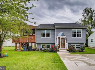 521 Valcour Rd, Catonsville, MD 21228