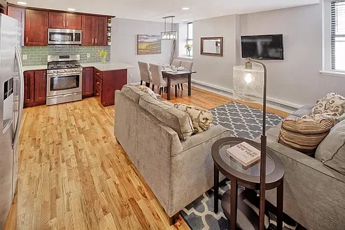 132 Adams St #1 Photo 1