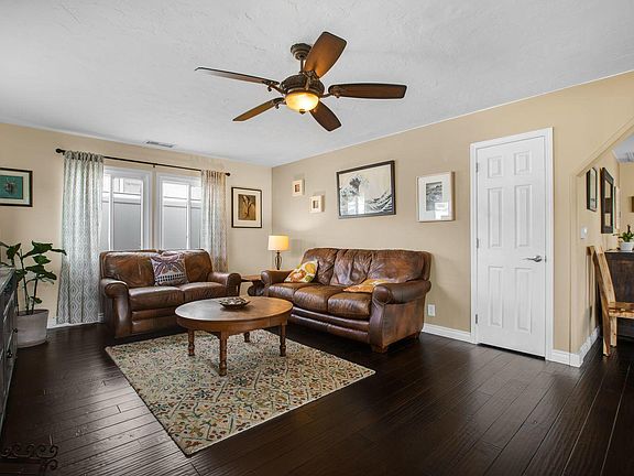 4th image of 162 McKee St