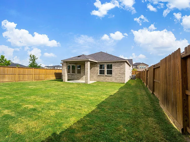 1210 Sugar Dr — Photo 31