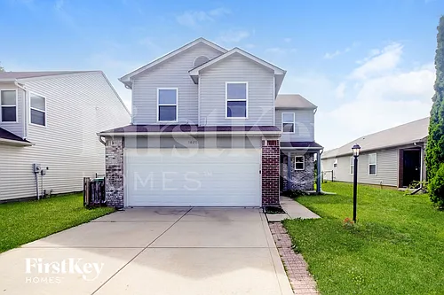 1820 Long Lake Dr Photo 1
