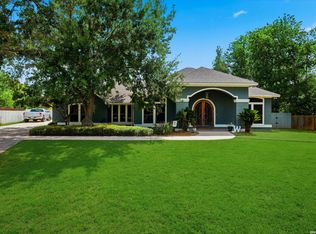 232 Meadowlark Ln, Mcqueeney, TX 78123