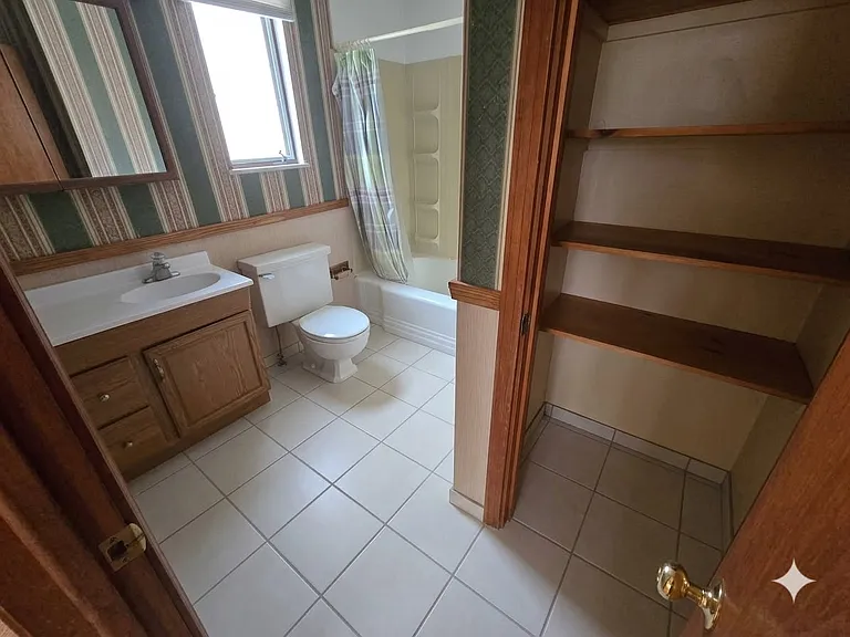 410 Reifert St #2 — Photo 4
