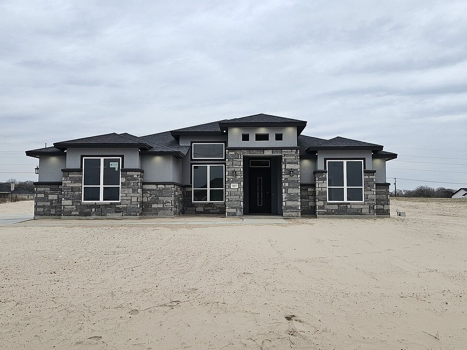 1st image of 137 Summer Meadow Dr