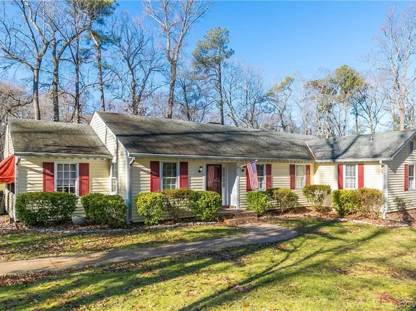 1430 Bloomfield Rd, North Chesterfield, VA 23225