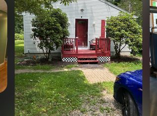 196 William Henry Rd, Scituate, RI 02857