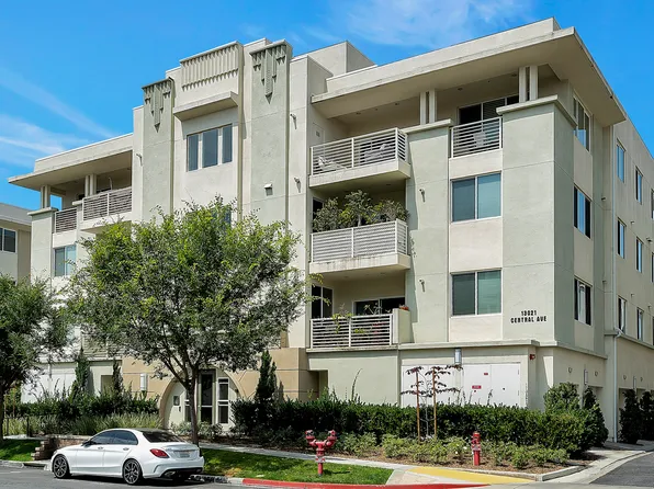 13021 Central Ave Unit 402, Hawthorne, CA 90250