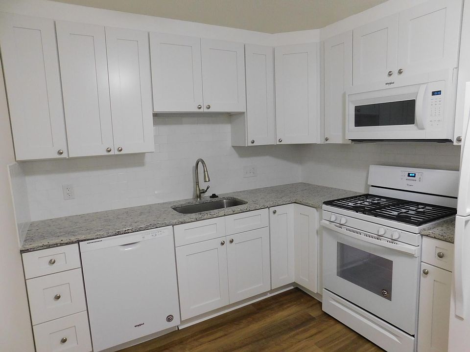 1st image of 1655 Douglas Ave APT 110