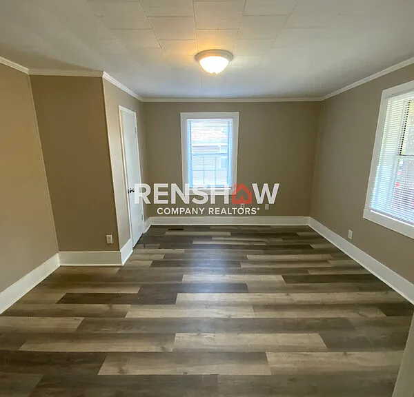 812 Tucker St — Photo 13