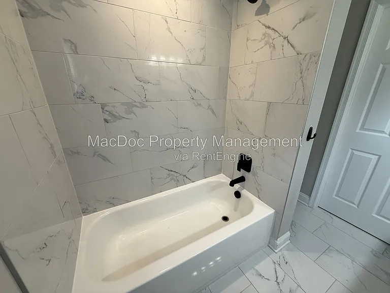 77 Lakeview Dr — Photo 24