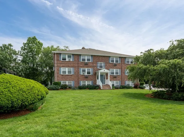 2 McDewell Ave APT 14, Danvers, MA 01923