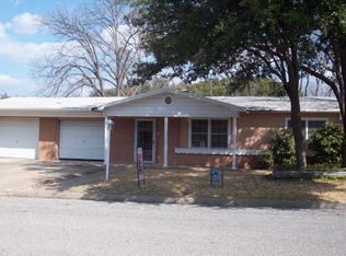2011 S Walnut Dr, Trinity, TX 75862