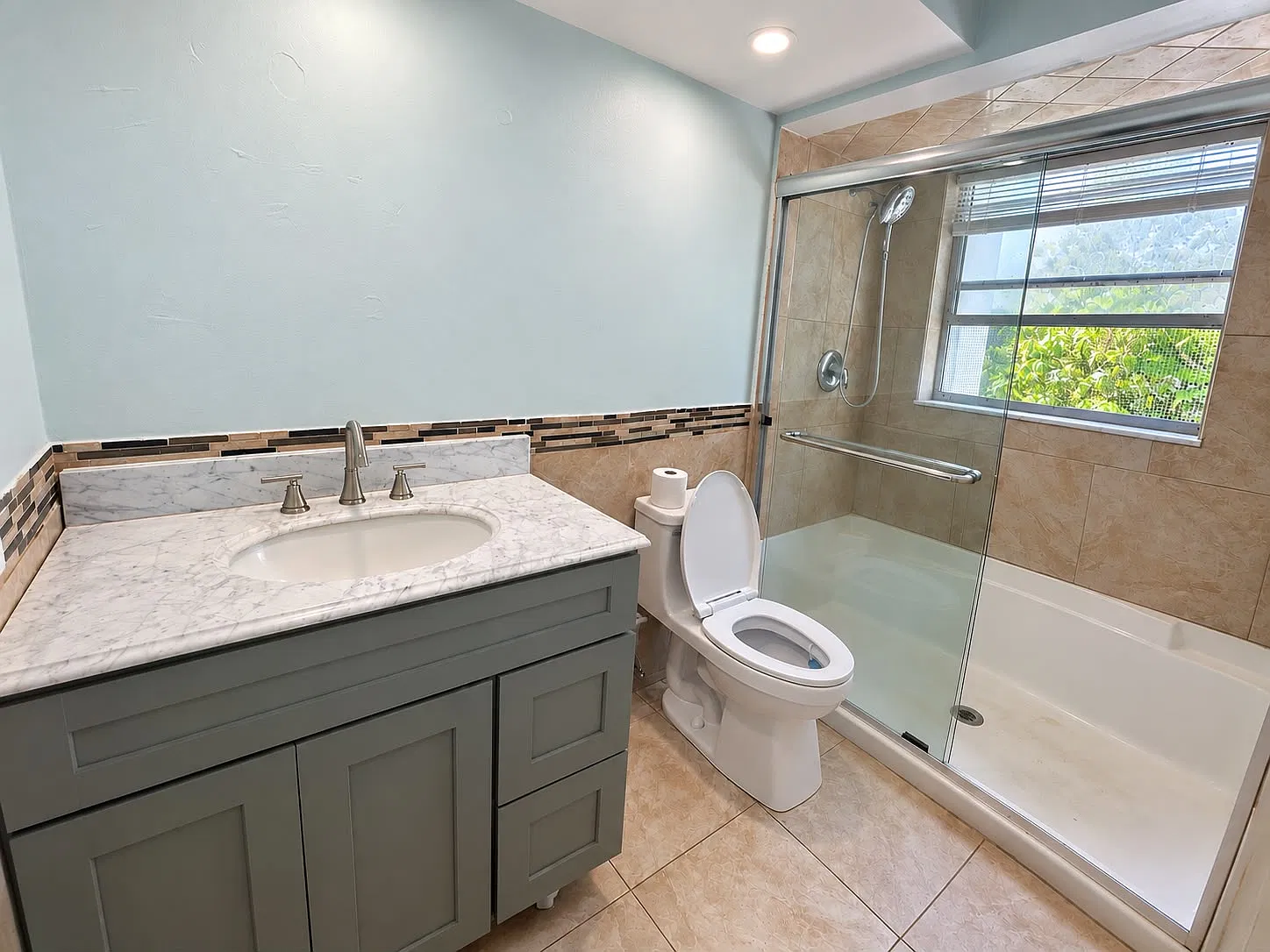 7924 SW 8th St — Photo 4