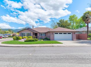 1892 Valley View Dr, Medford, OR